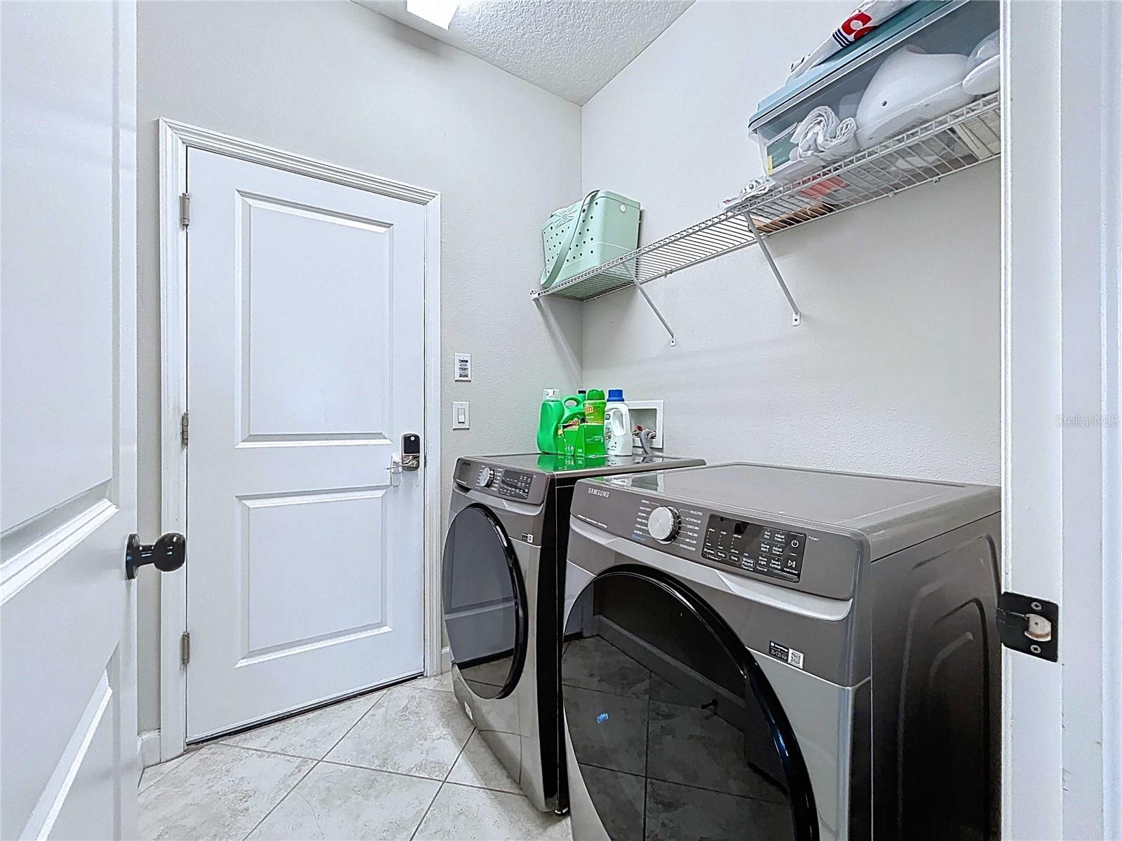 RIVERCREST LAKES - Residential