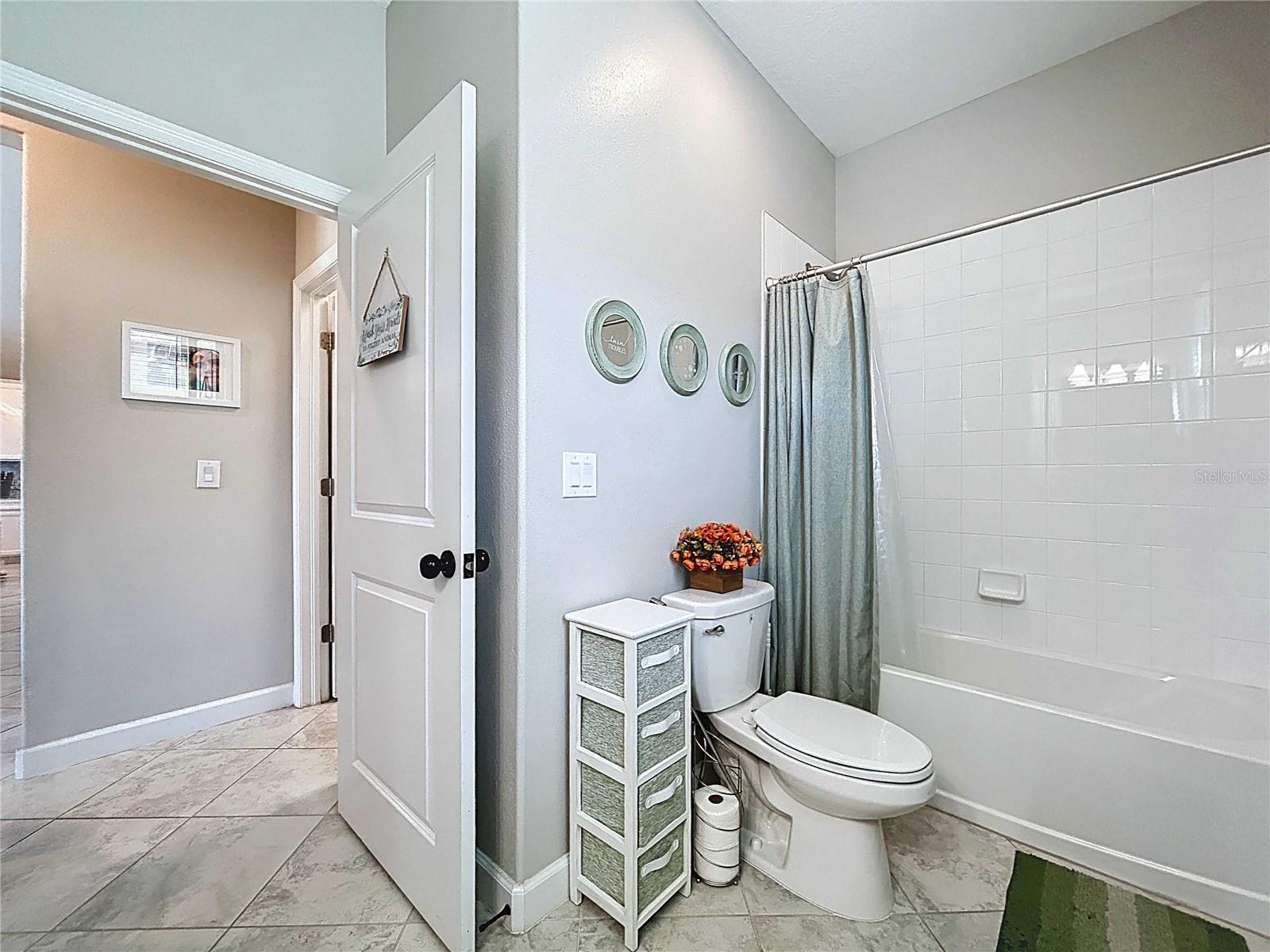 RIVERCREST LAKES - Residential