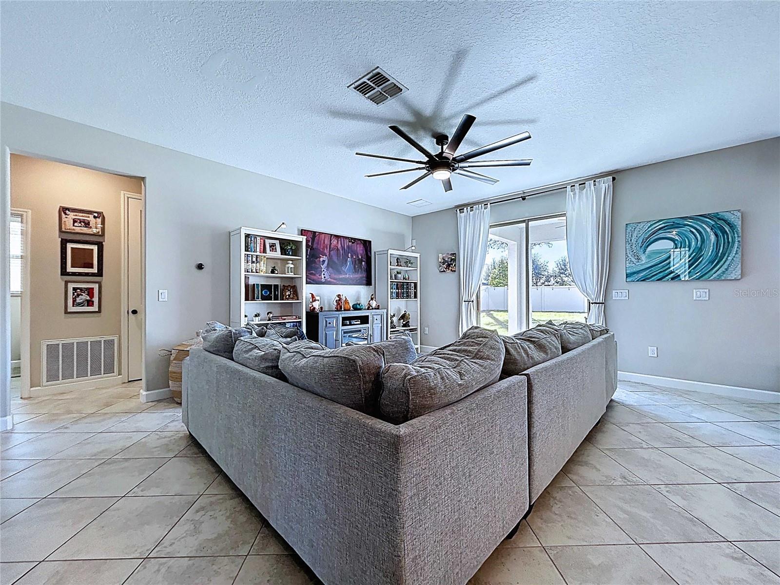 RIVERCREST LAKES - Residential