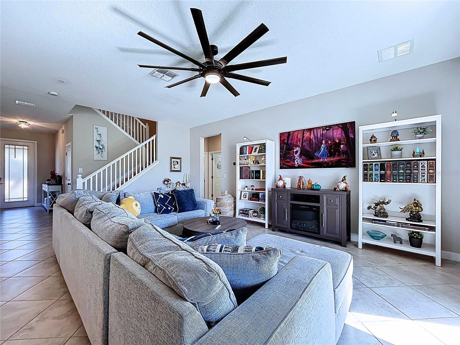 RIVERCREST LAKES - Residential