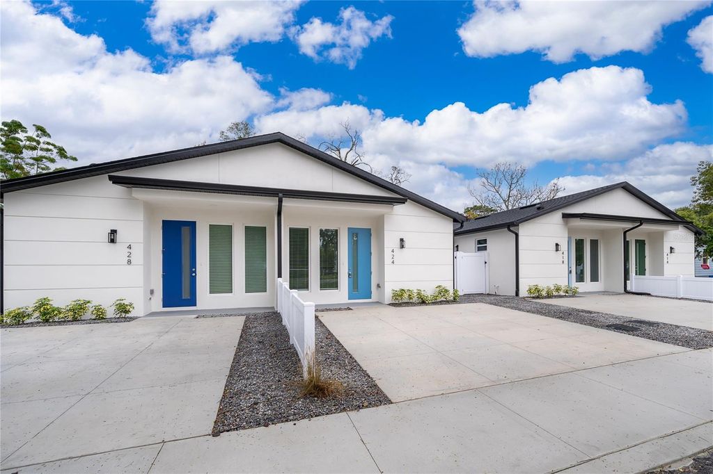 Photo of 424 E Jessup Avenue, Longwood, FL 32750 (MLS # O6359595)