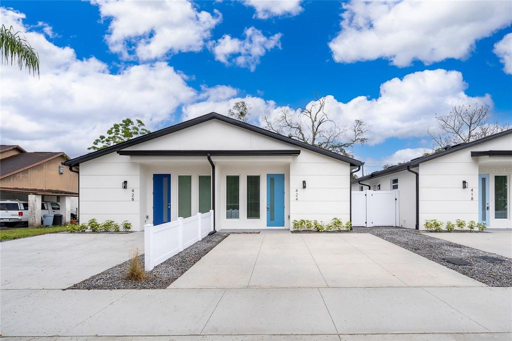 Photo of 424 E Jessup Avenue, Longwood, FL 32750 (MLS # O6359595)