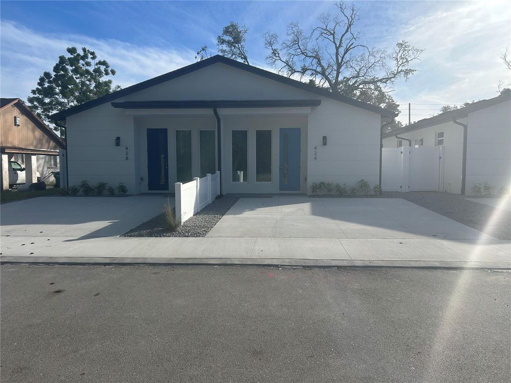 Photo of 424 E Jessup Avenue, Longwood, FL 32750 (MLS # O6359595)