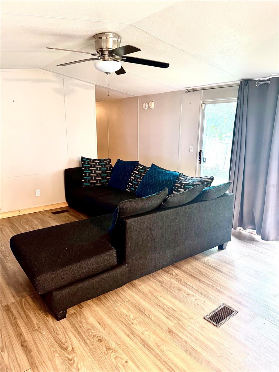 LAKE KATHRYN PARK 4TH ADD - Residential