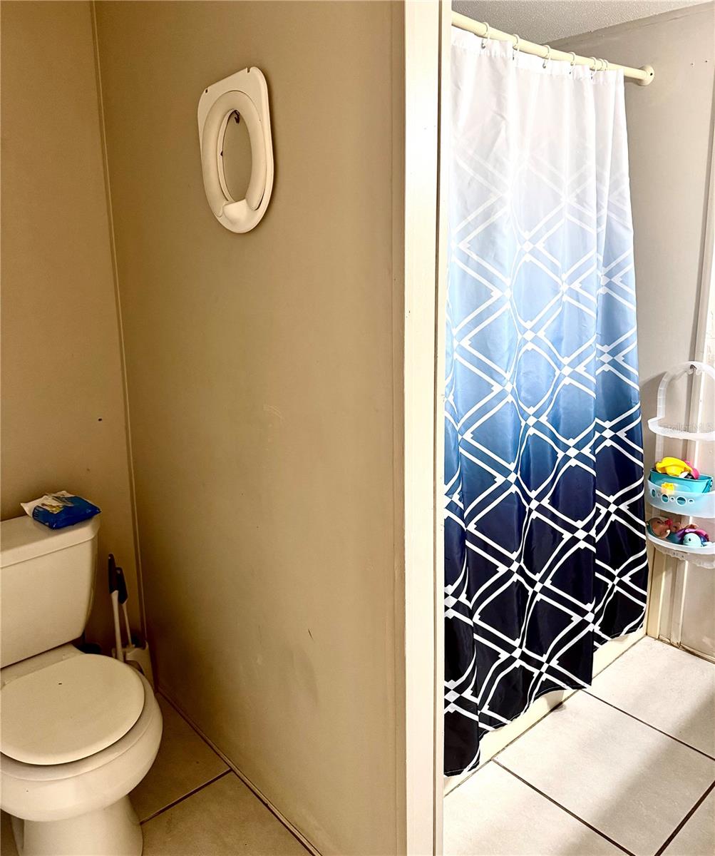 LAKE KATHRYN PARK 4TH ADD - Residential