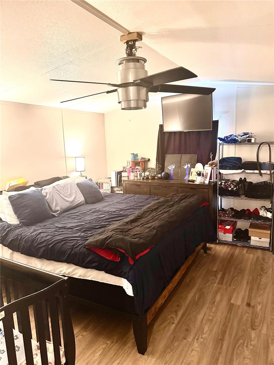 LAKE KATHRYN PARK 4TH ADD - Residential