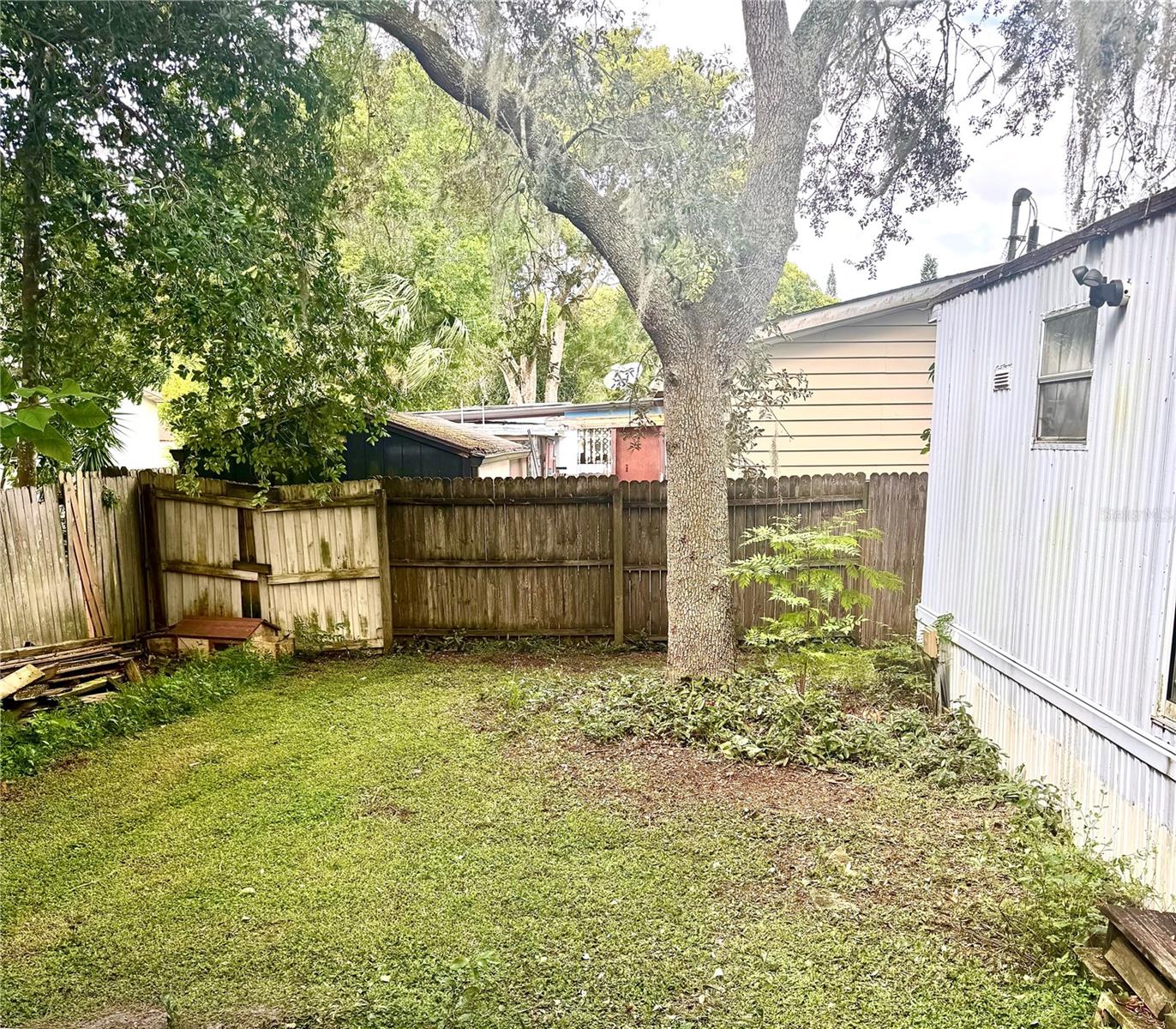 LAKE KATHRYN PARK 4TH ADD - Residential