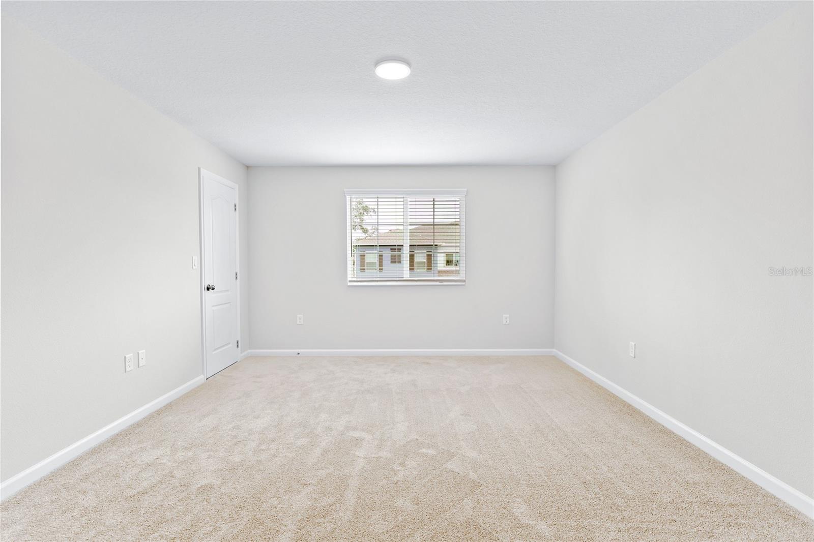 TOWNS AT TUSKAWILLA COMMONS - Residential