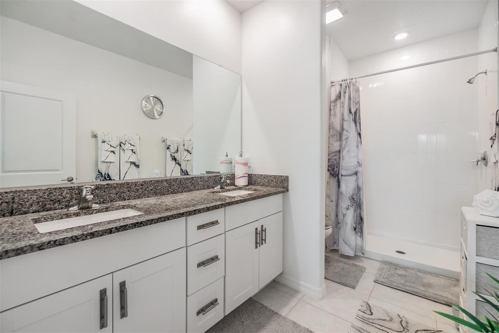 ABBOTT SQUARE PH 1A - Residential