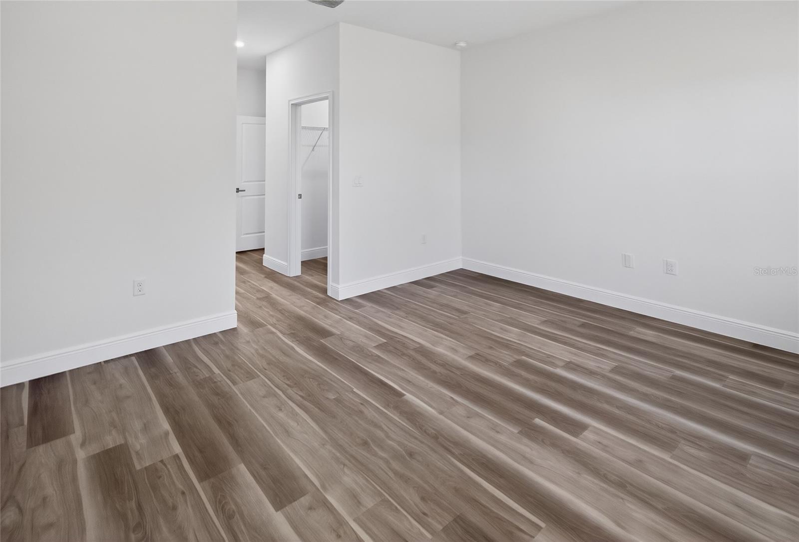 MARION OAKS - Residential