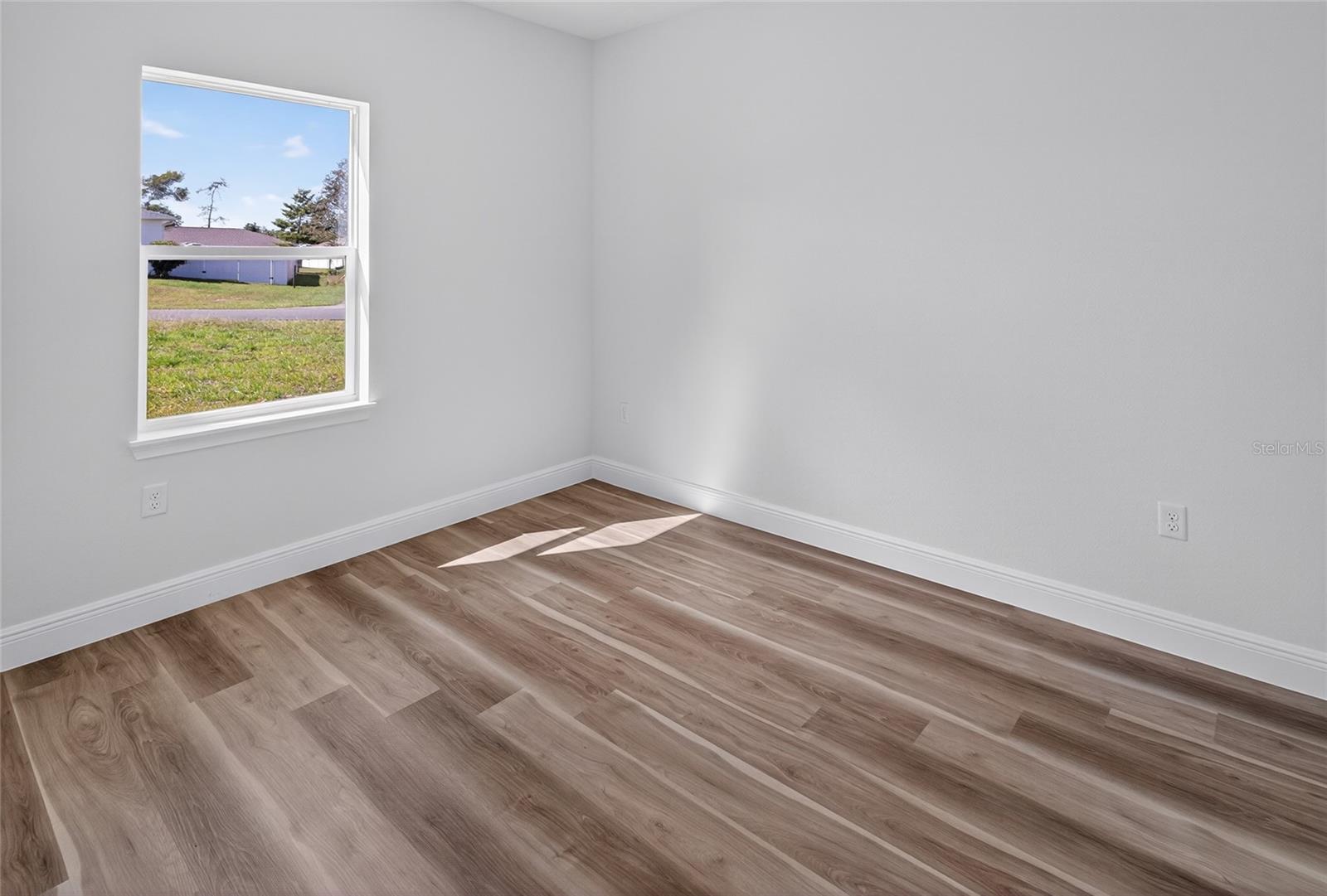 MARION OAKS - Residential