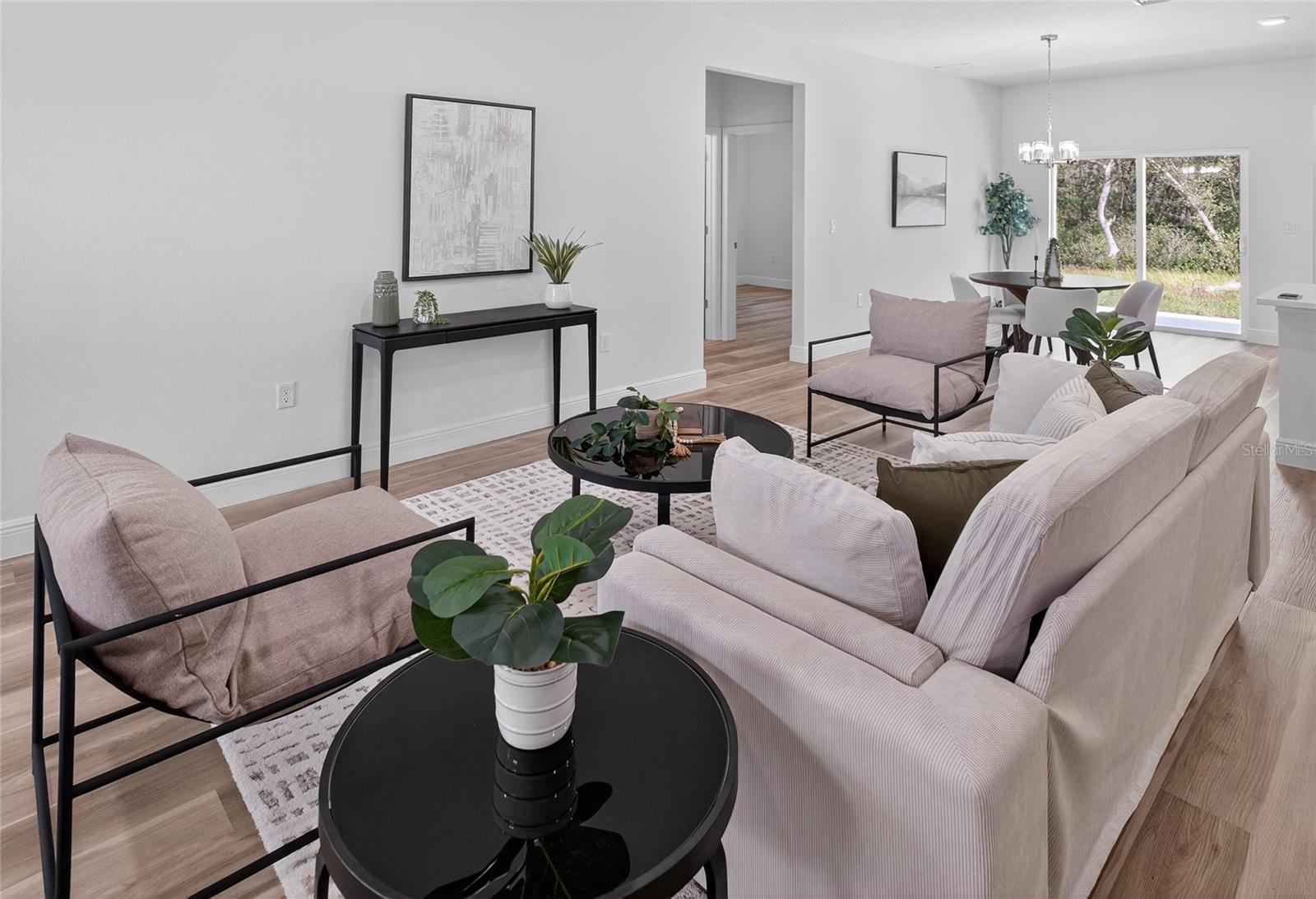 MARION OAKS - Residential