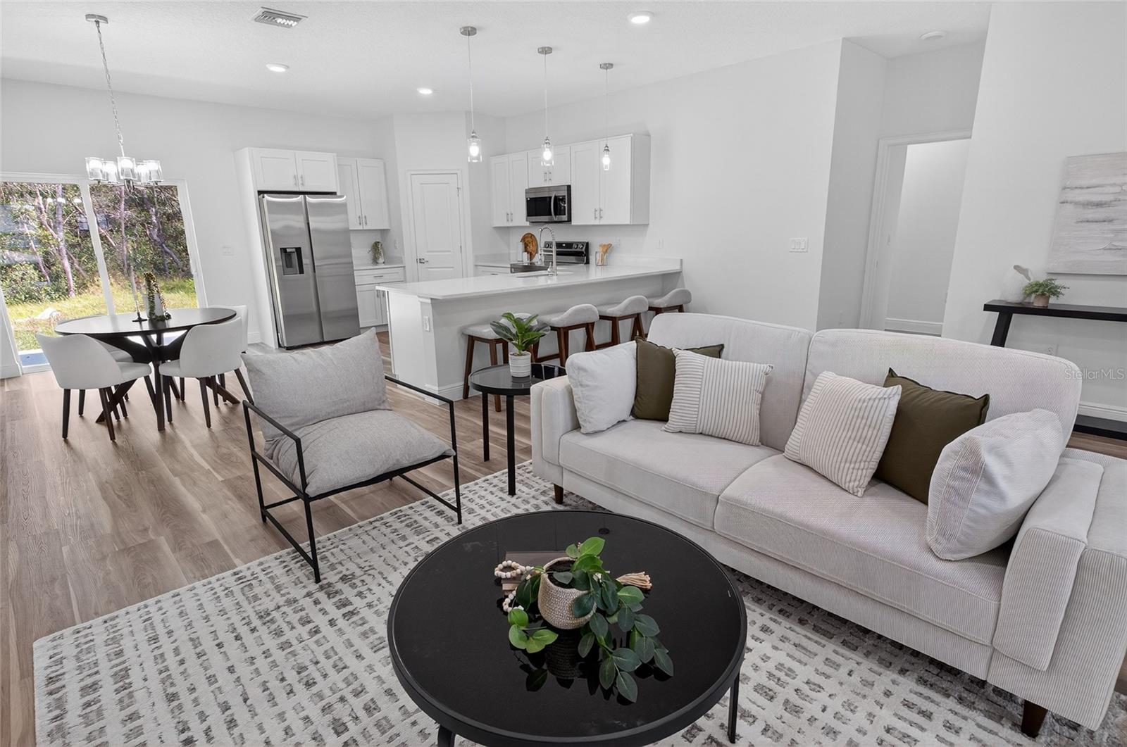 MARION OAKS - Residential