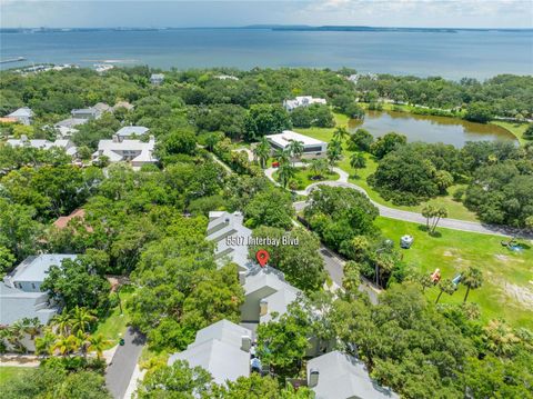 A home in TAMPA