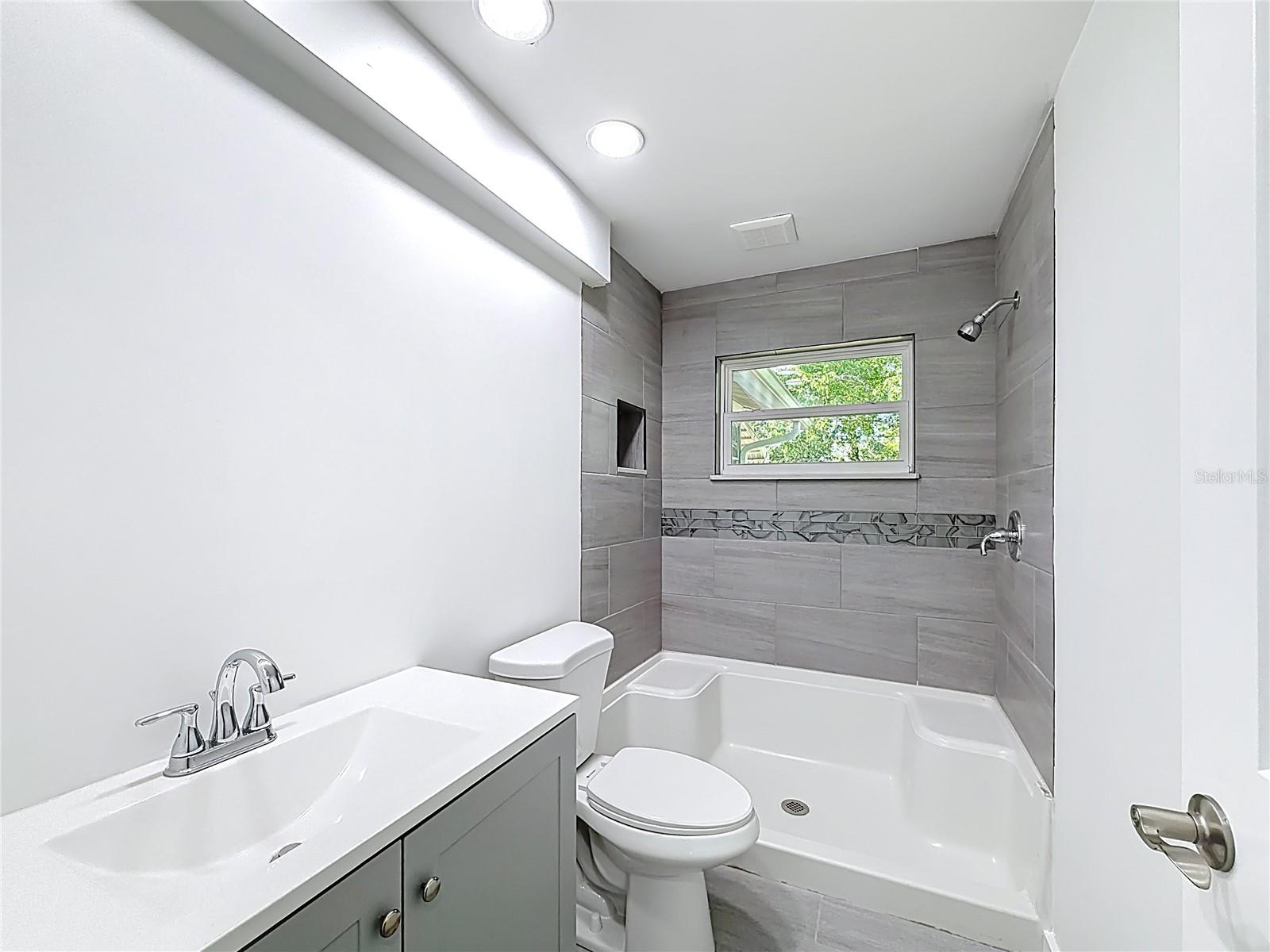 BEVERLY HILLS UNIT 06 SEC 02 - Residential