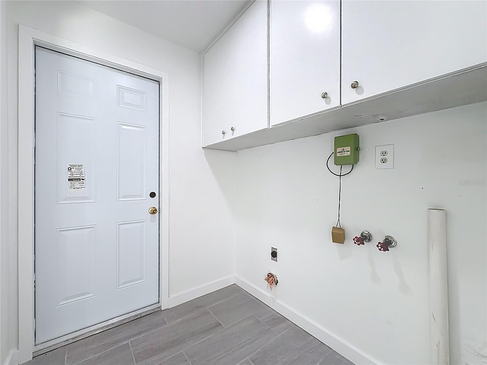 BEVERLY HILLS UNIT 06 SEC 02 - Residential