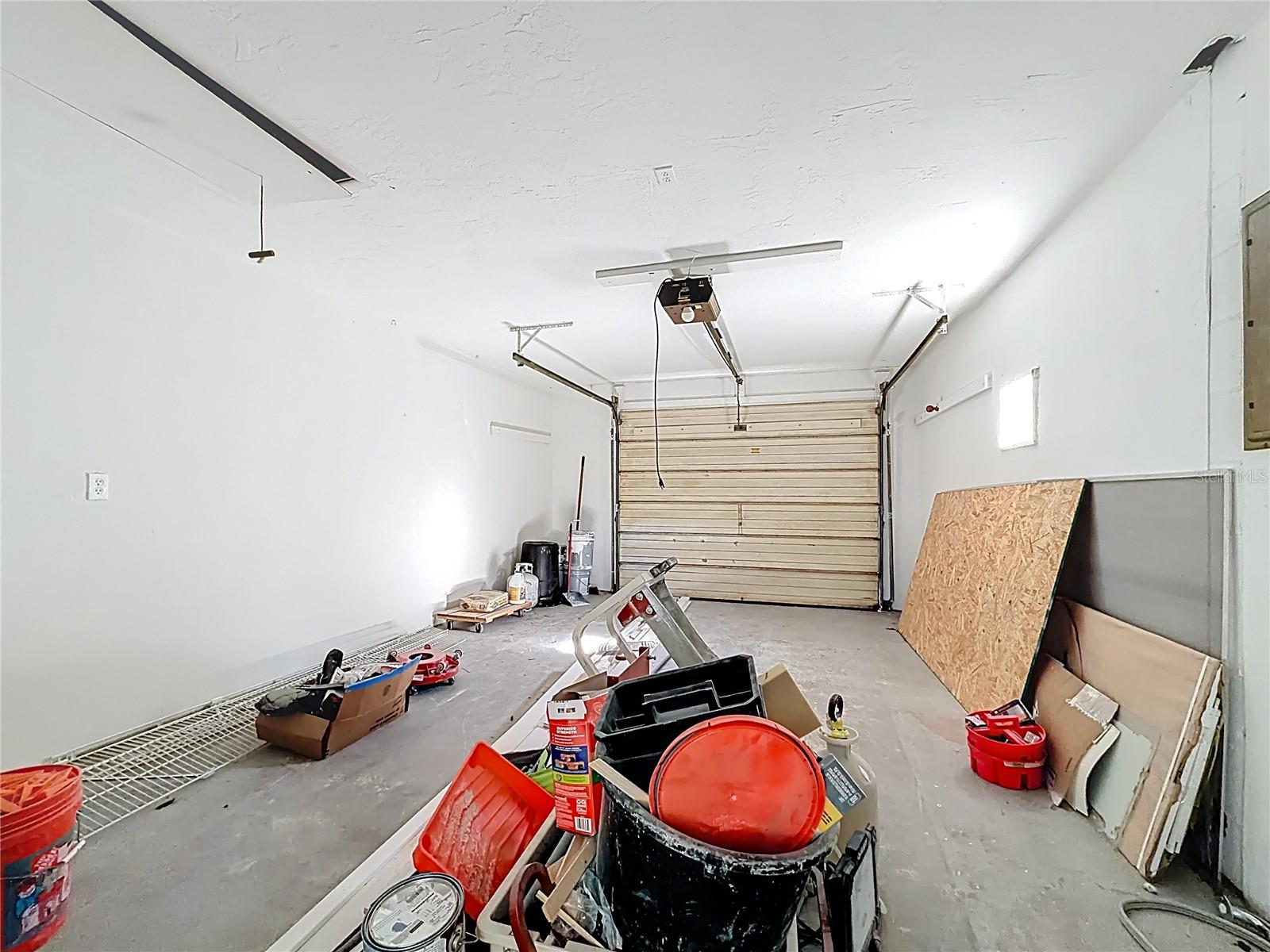 BEVERLY HILLS UNIT 06 SEC 02 - Residential