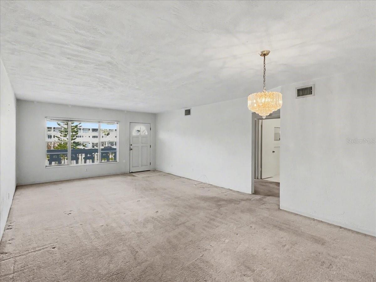 2451 CANADIAN WAY 23