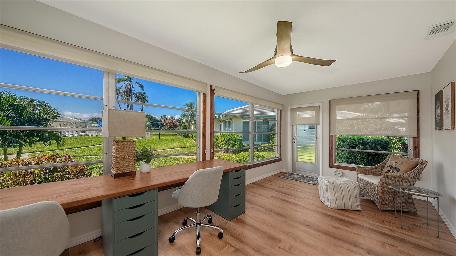 VILLAGE GREEN OF BRADENTON SEC 5 - Residential