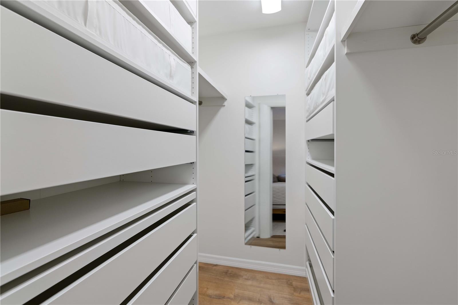 VILLAGE GREEN OF BRADENTON SEC 5 - Residential