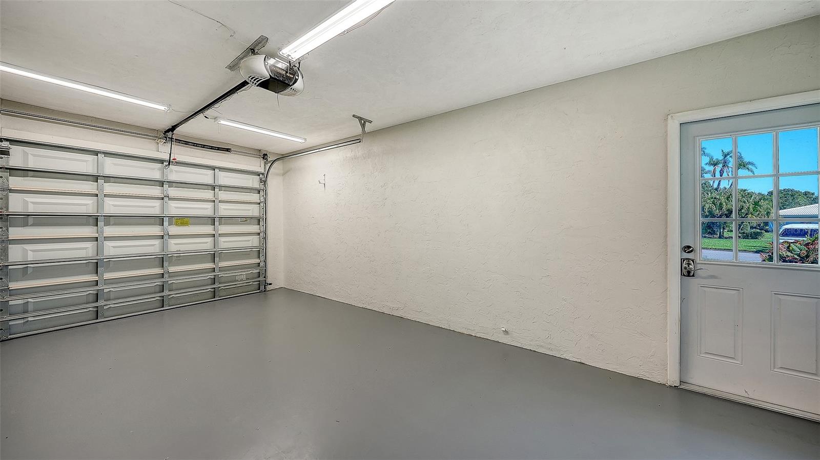 VILLAGE GREEN OF BRADENTON SEC 5 - Residential