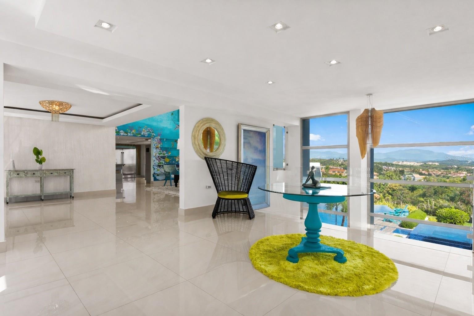 _ ROBLE VALLEY 12 / 13