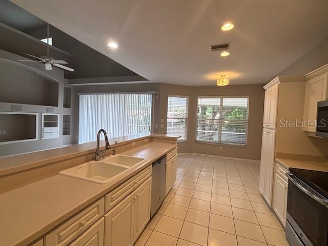 FOREST OAKS - Residential Lease