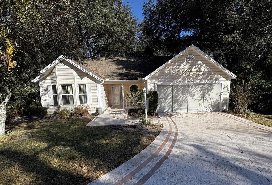 Long Term Rental...  This spacious Sierra Model 2-bedroom, 2-bath home has high ceilings providing an open and airy feel. Located in the sought-after Village of Zamora on a lovely cul-de-sac in The Villages.

*Visit our wesbite for online application and qualifications
*We accept 2 pets with a max weight of 35 lbs, Pet Rent of $50.00 monthly, No additional Deposit Required. Breed Restrictions do apply

*Bright and open floor plan
*Granite countertops
*Wood and Ceramic floors throughout
*Large Private screened Lanai
*Free-standing kitchen island
*Plenty of closet space
*The guest room can be set up as an office
*6-months minimum call for details

*Lawn Care, water, Pest control, and amenity fees are included in the Rent

This home is surrounded by lush, green landscaping with a privacy wall on 2 sides and easy access to Lake Sumpter Landing & Spanish Springs... AND plenty of shopping!