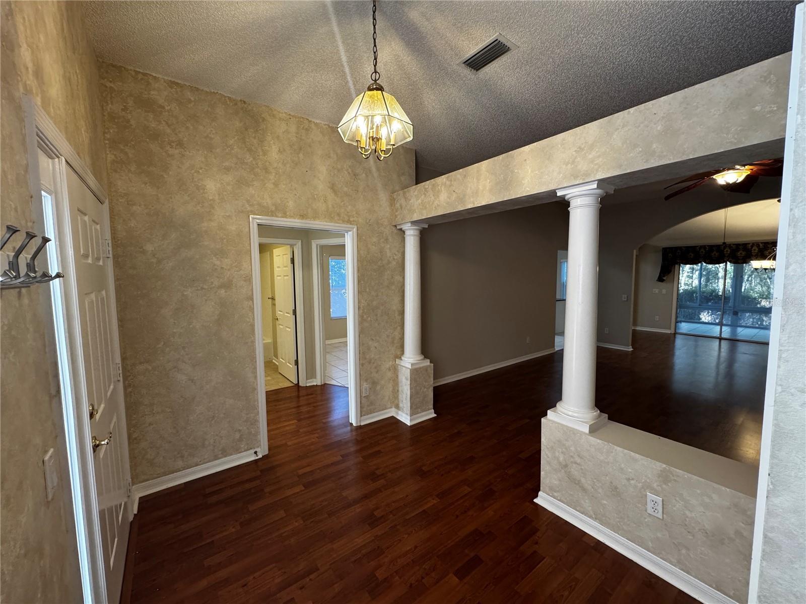 VILLAGES LADY LAKE UNIT 23 - Residential Lease