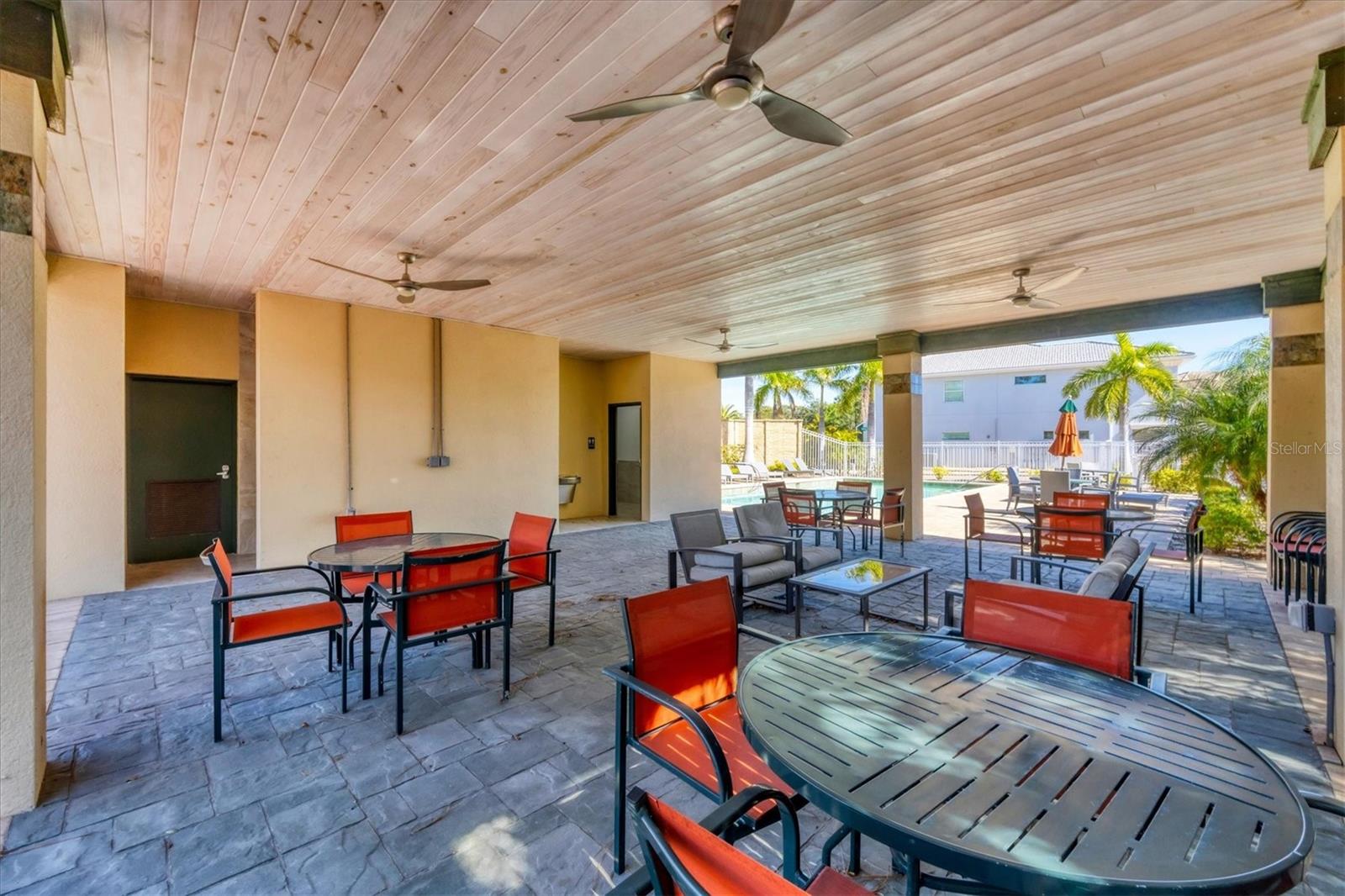 HIDDEN CREEK AT LAKEWOOD RANCH - Residential