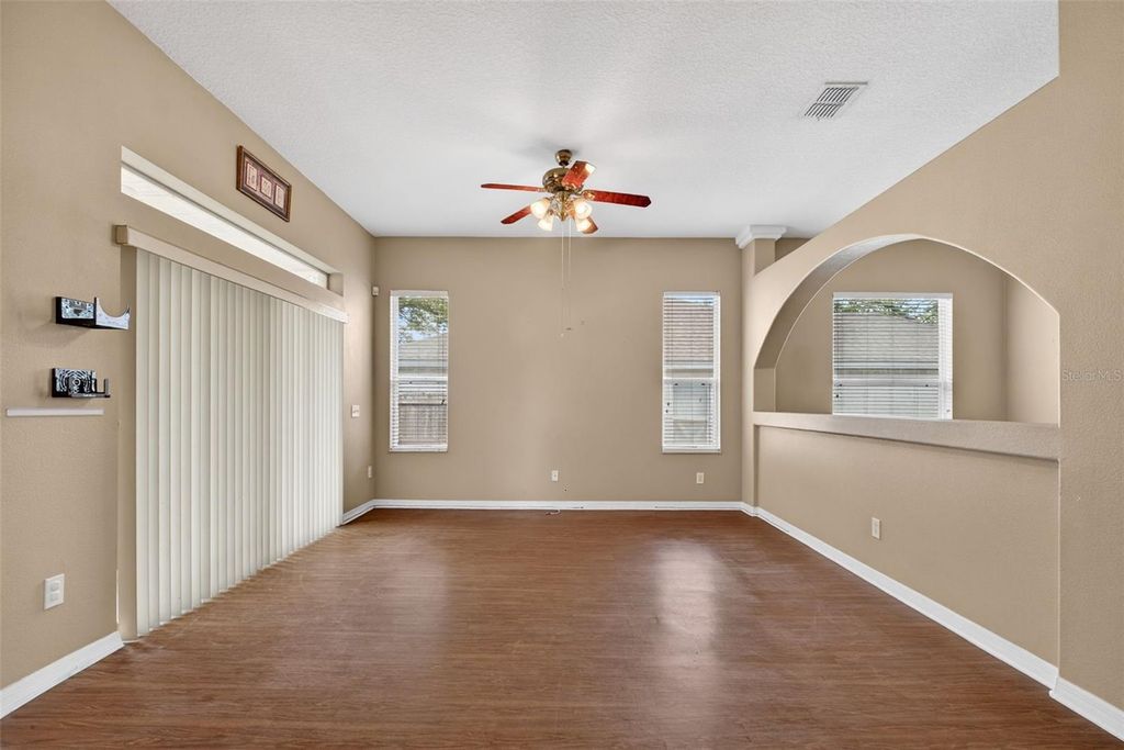 Photo of 801 High Pointe Circle, Minneola, FL 34715 (MLS # O6388047)
