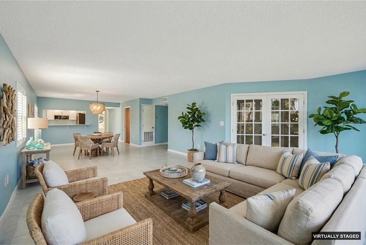 WHITNEY BEACH - Residential