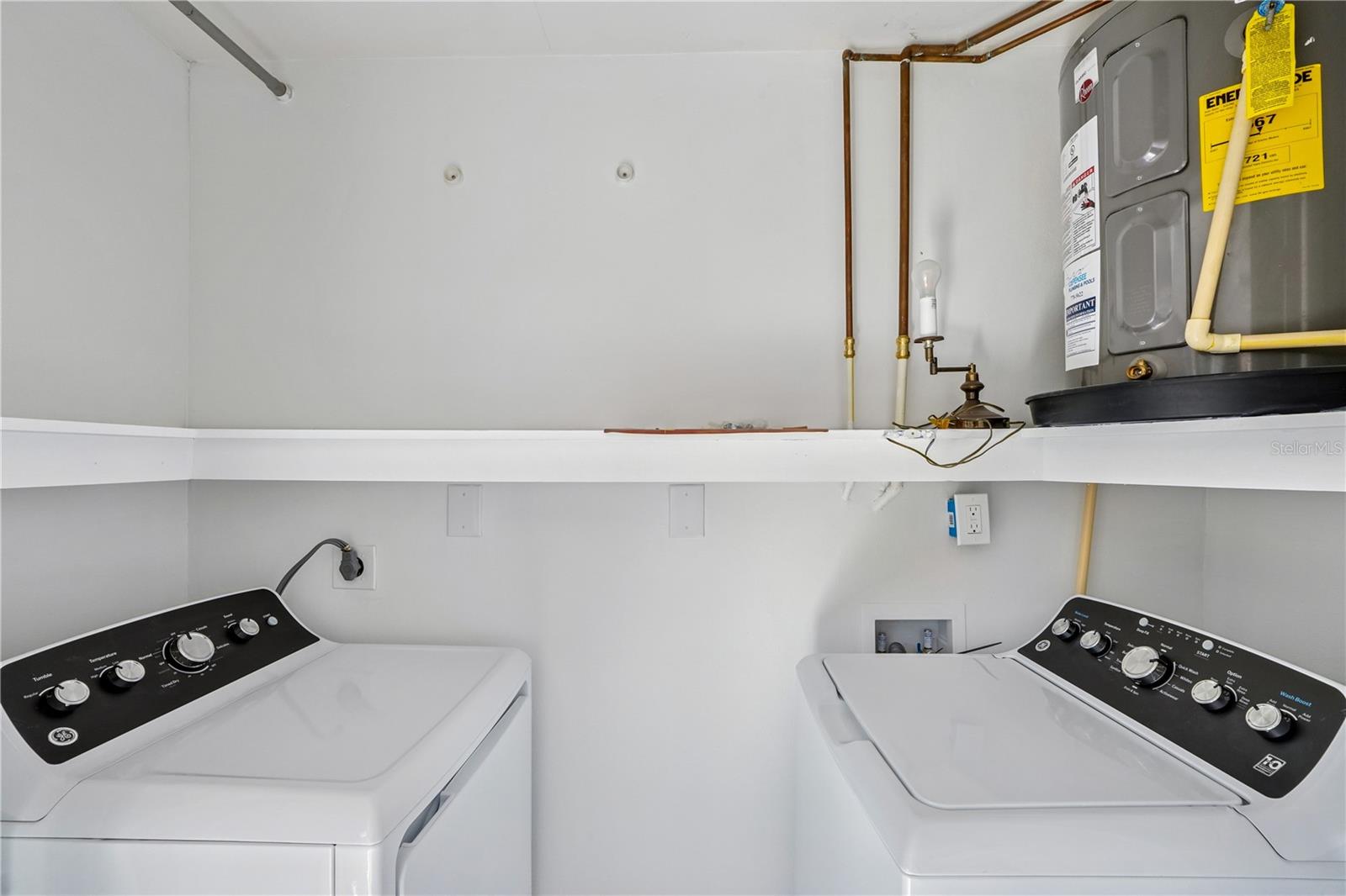 WHITNEY BEACH - Residential