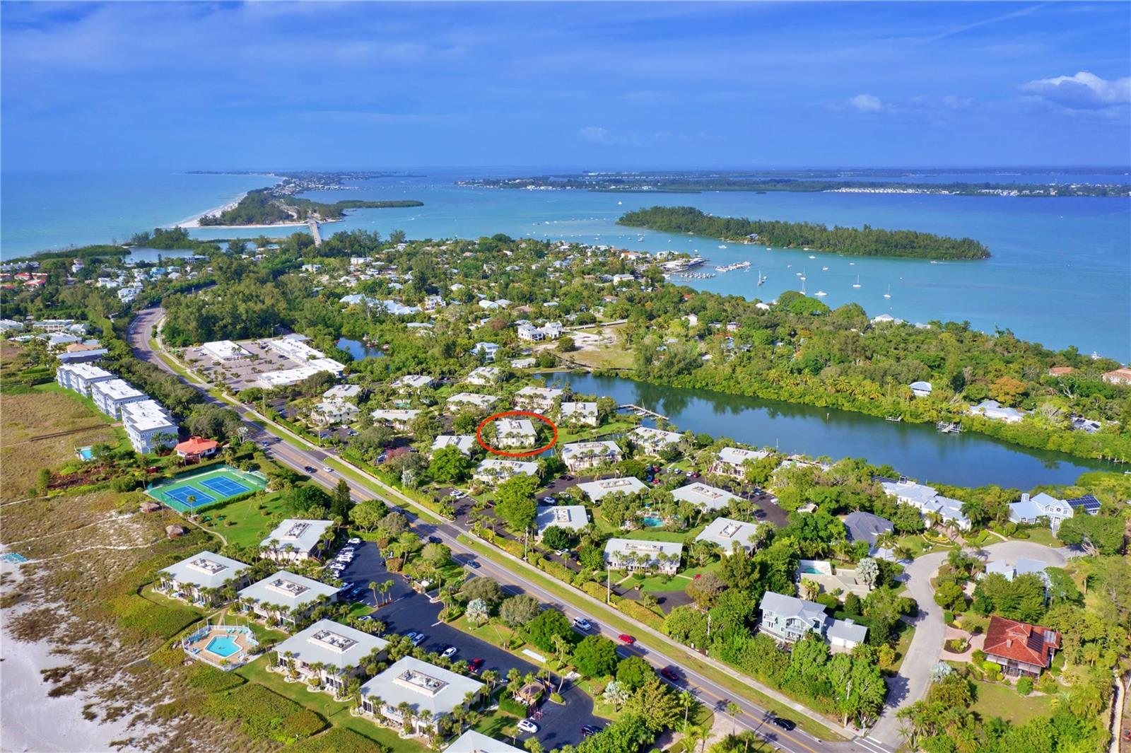 WHITNEY BEACH - Residential