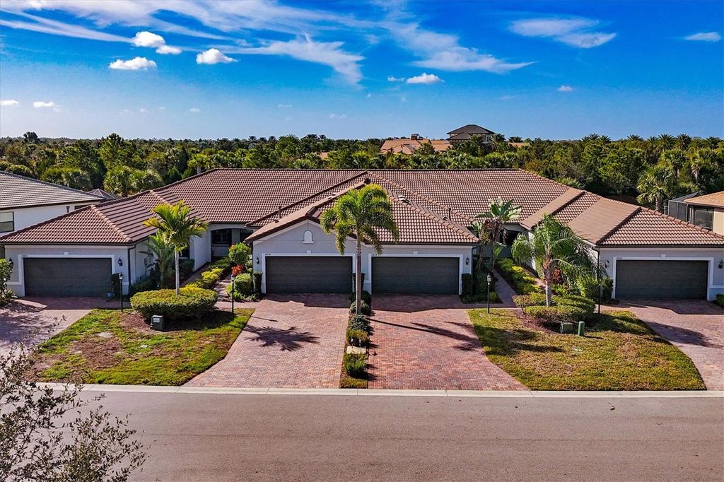 Photo of 17634 Camden Drive, Bradenton, FL 34202 (MLS # A4672225)