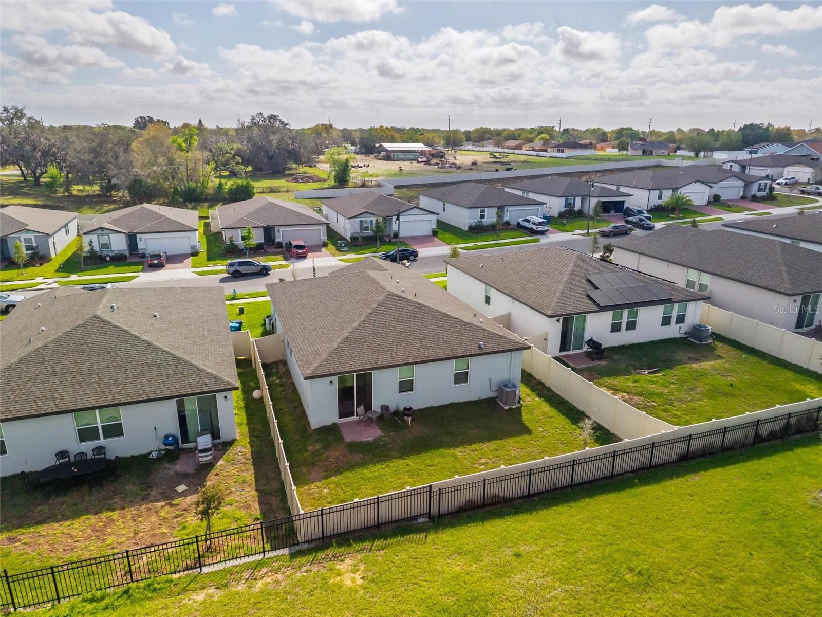 DEER RUN AT CROSSWINDS - Residential