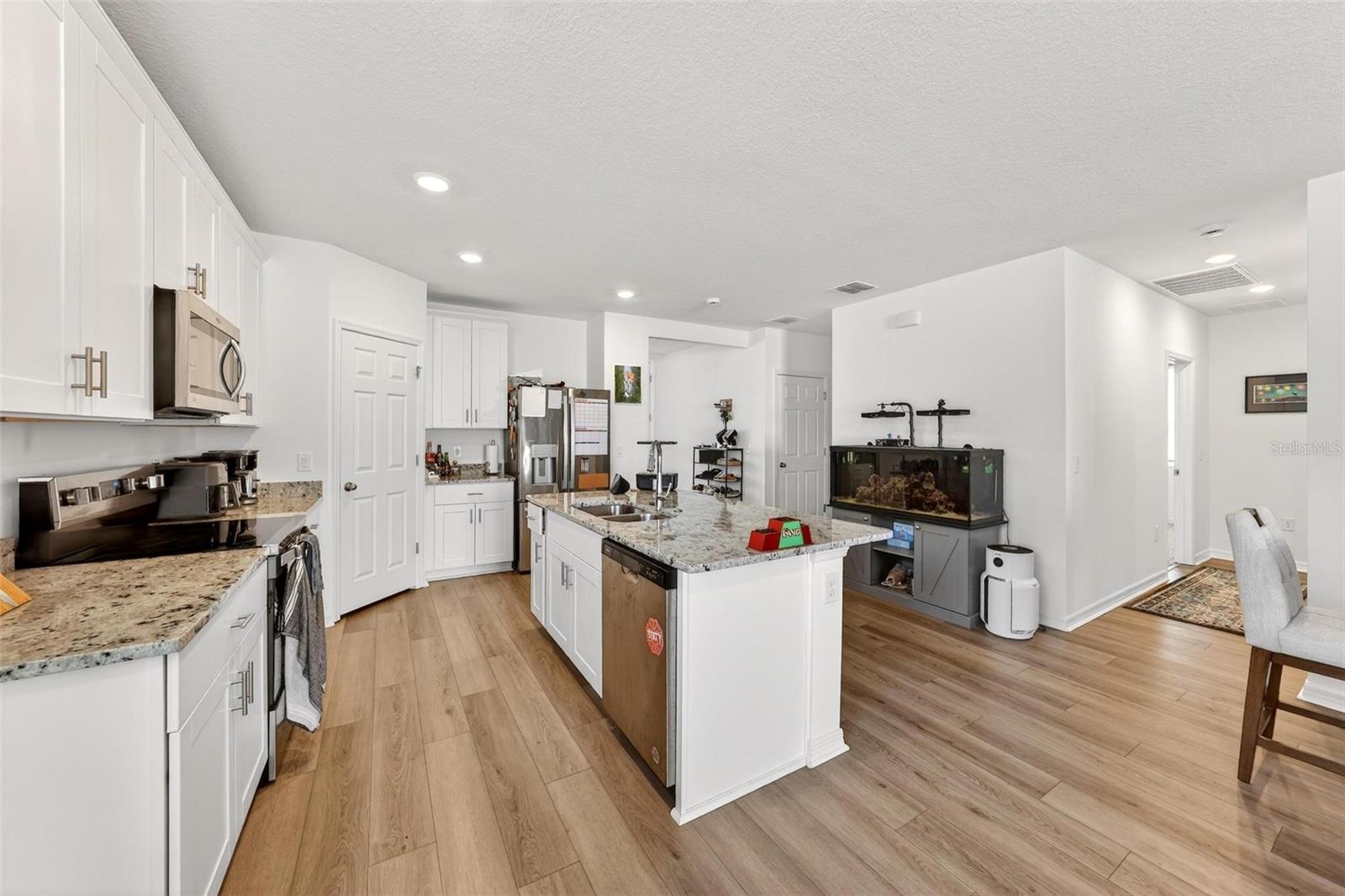 DEER RUN AT CROSSWINDS - Residential