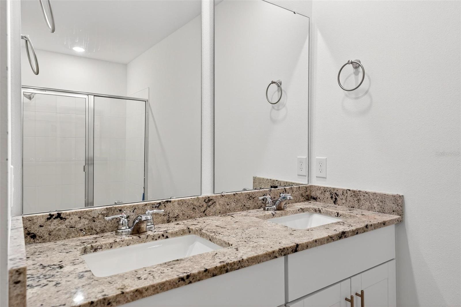 DEER RUN AT CROSSWINDS - Residential