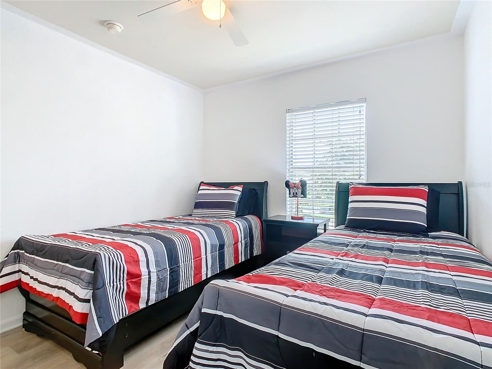 TRAFALGAR VILLAGE PH 1 - Residential Lease