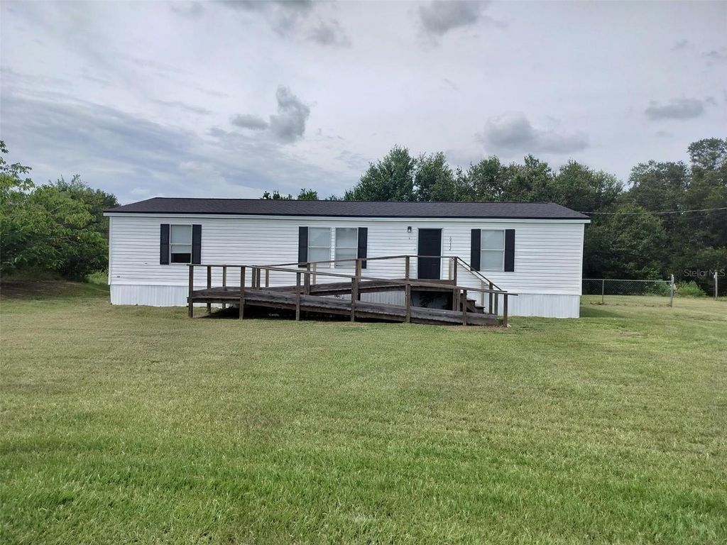 Photo of 6932 Dove Cross Loop, Lakeland, FL 33810 (MLS # TB8427177)