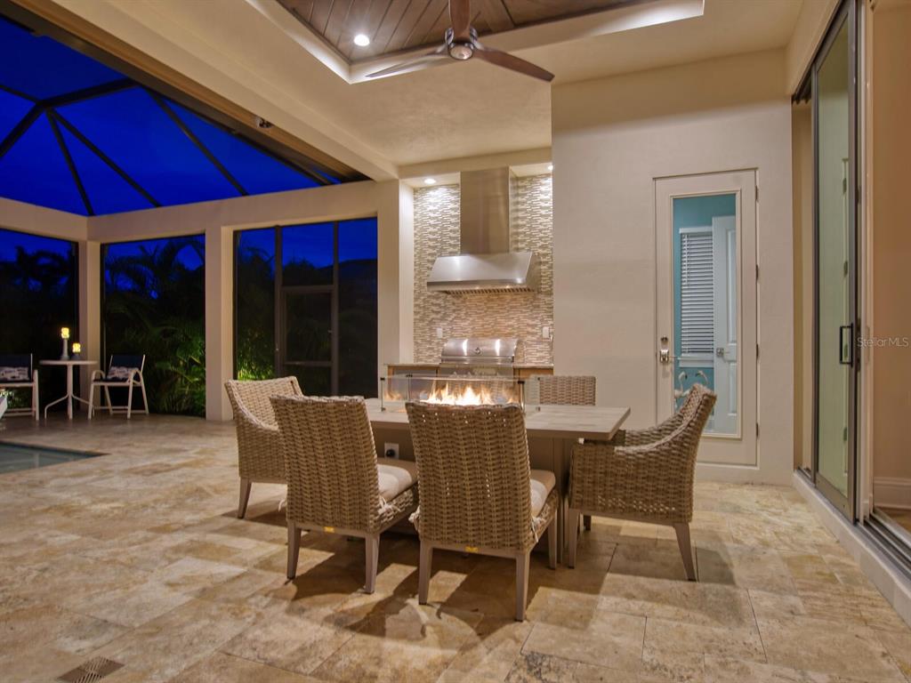 LAKE CLUB - Residential