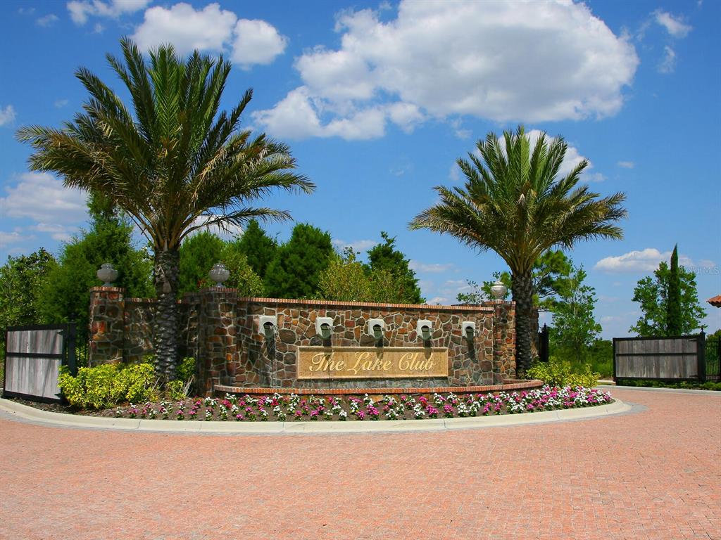 LAKE CLUB - Residential