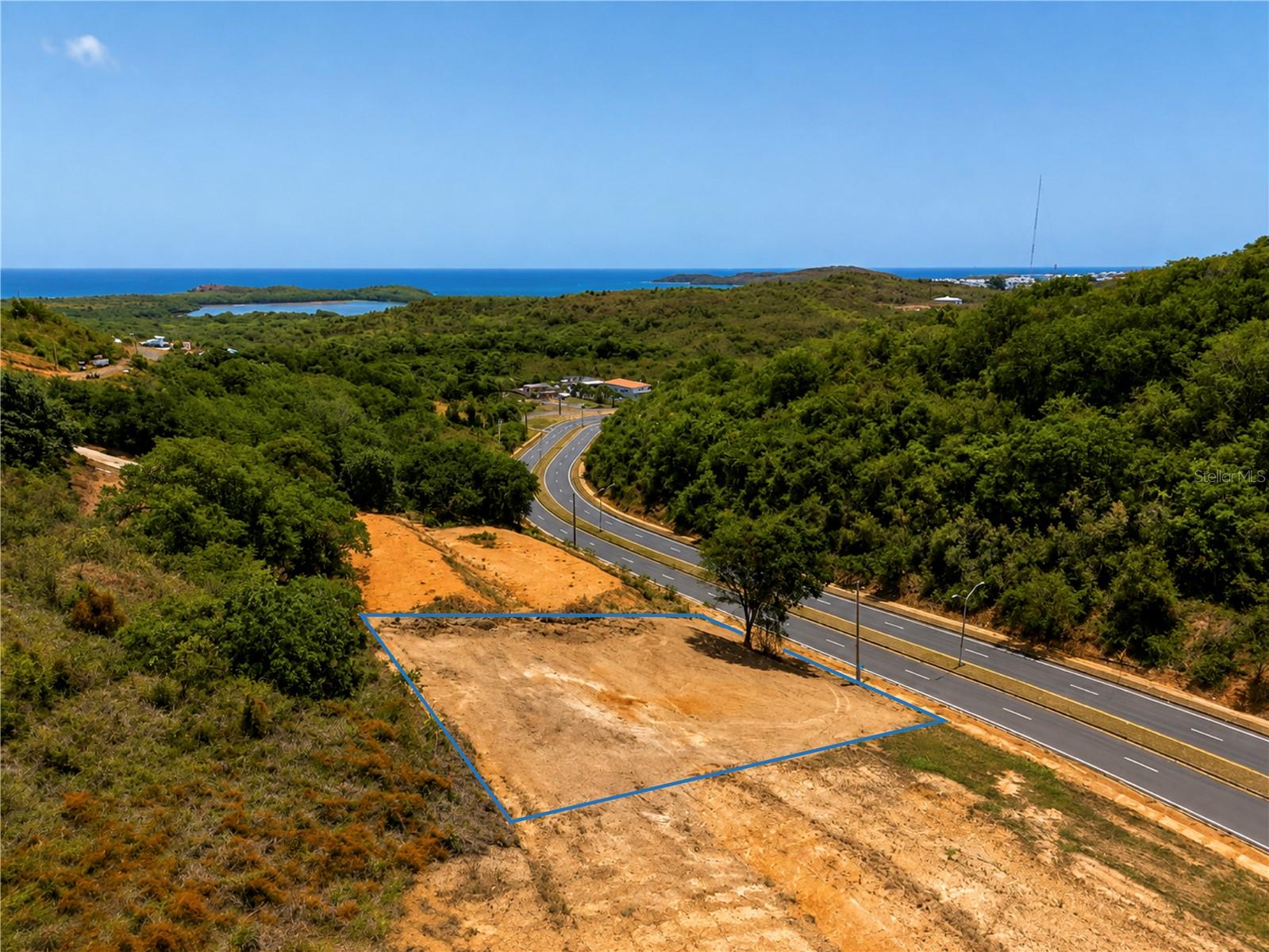 Lot 15 AVE EL CONQUISTADOR