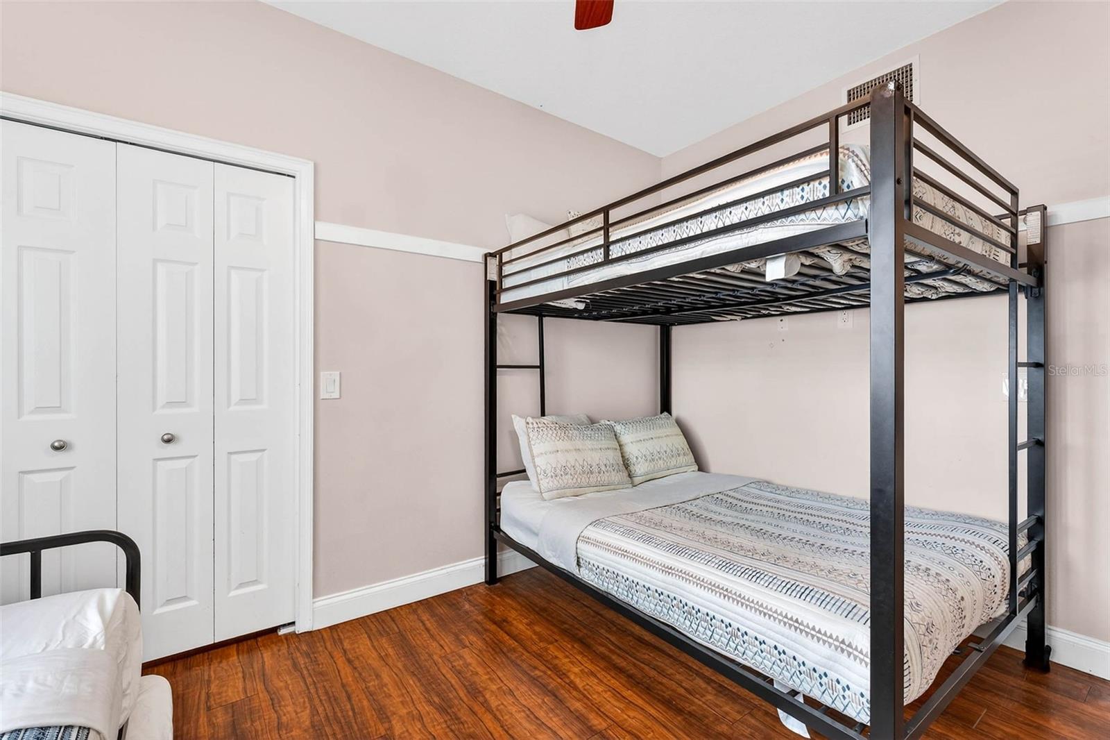 TREASURE ISLAND CITY OF - Residential Income