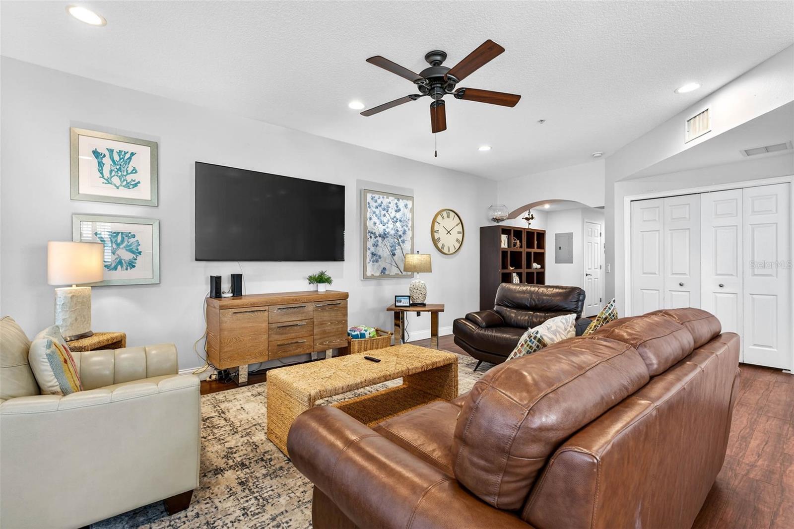 TREASURE ISLAND CITY OF - Residential Income