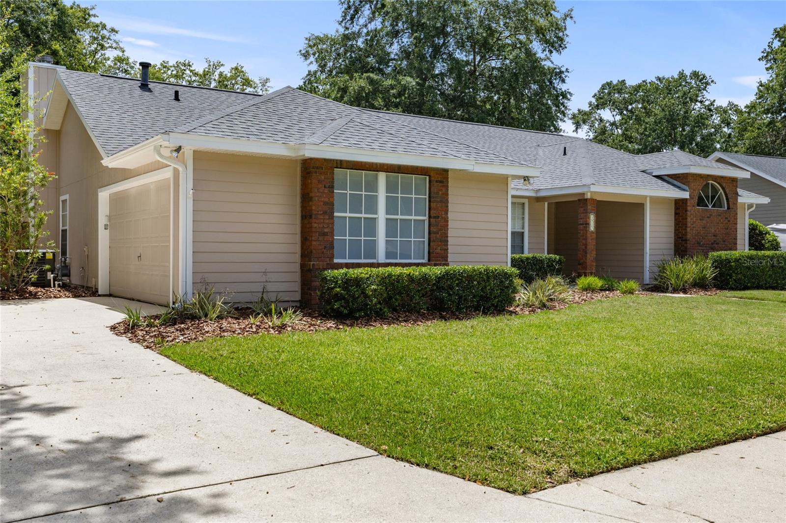 3915 NW 65TH AVENUE