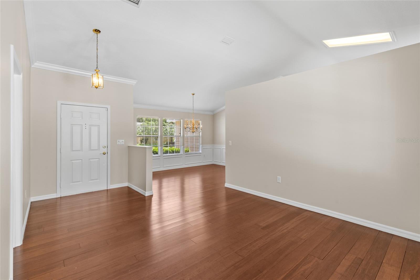 3915 NW 65TH AVENUE