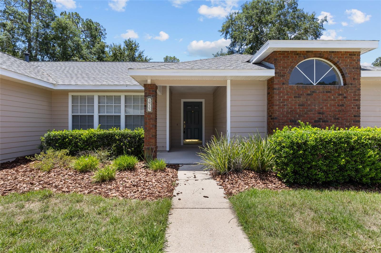 3915 NW 65TH AVENUE