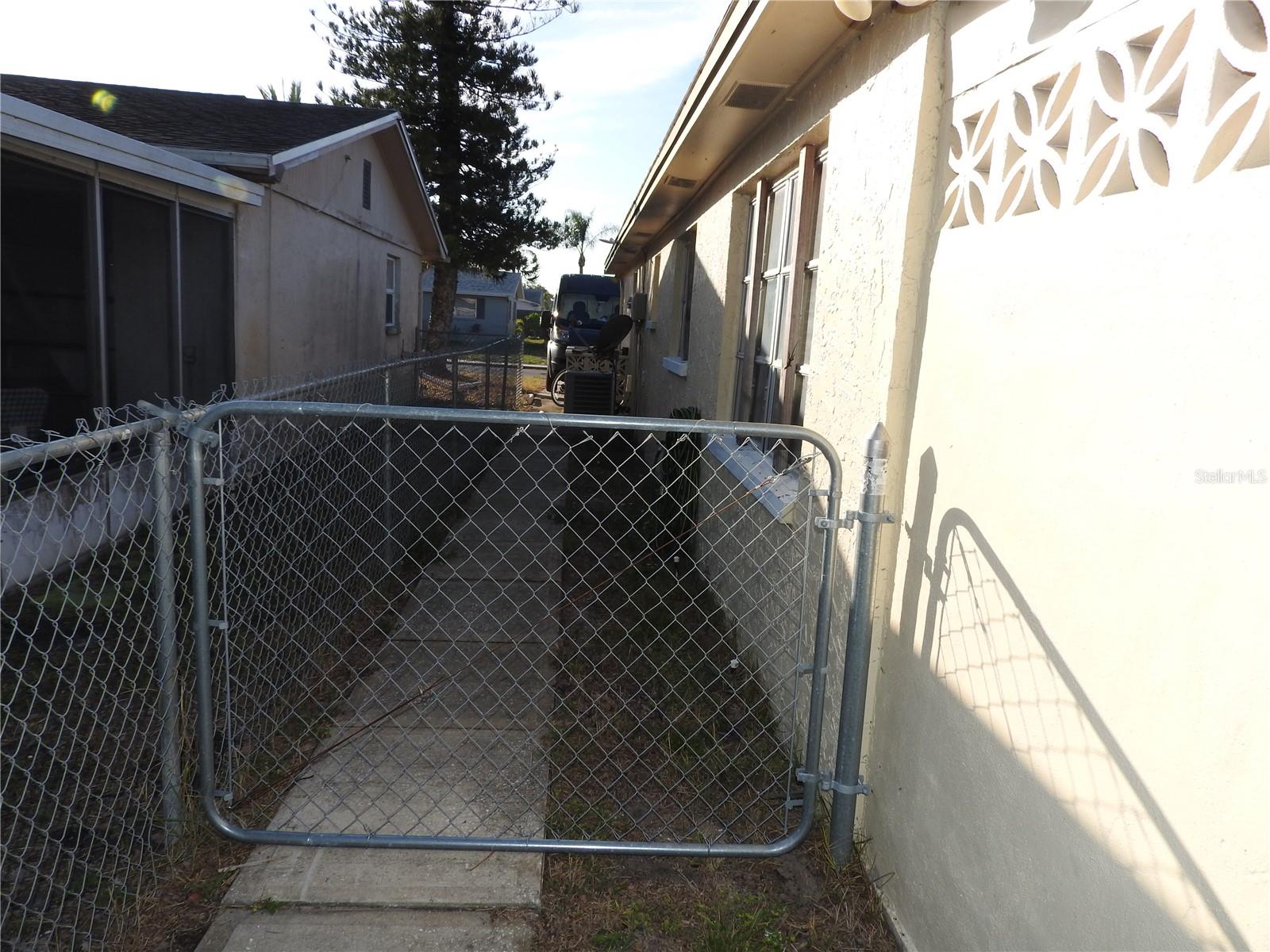 HOLIDAY LAKE ESTATES - Residential