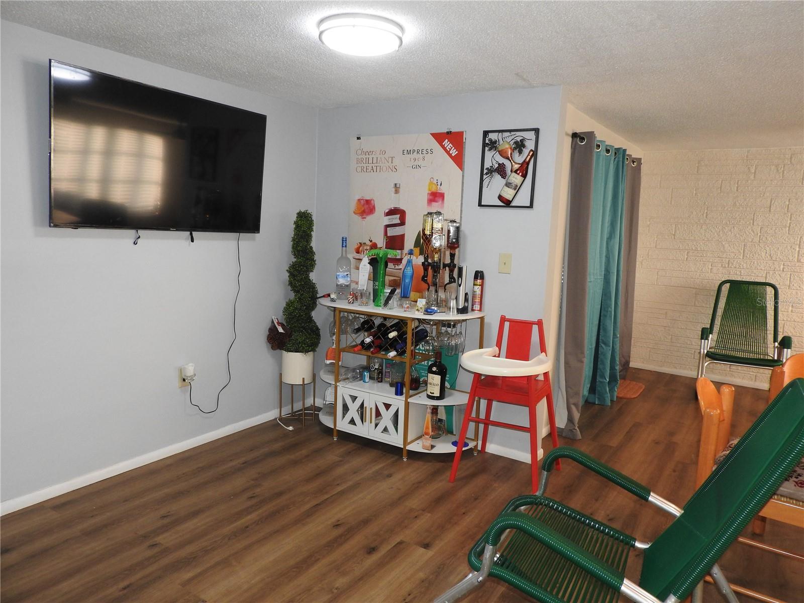 HOLIDAY LAKE ESTATES - Residential